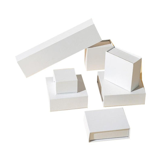 Pearl white magnetic jewelry box material and closure detail