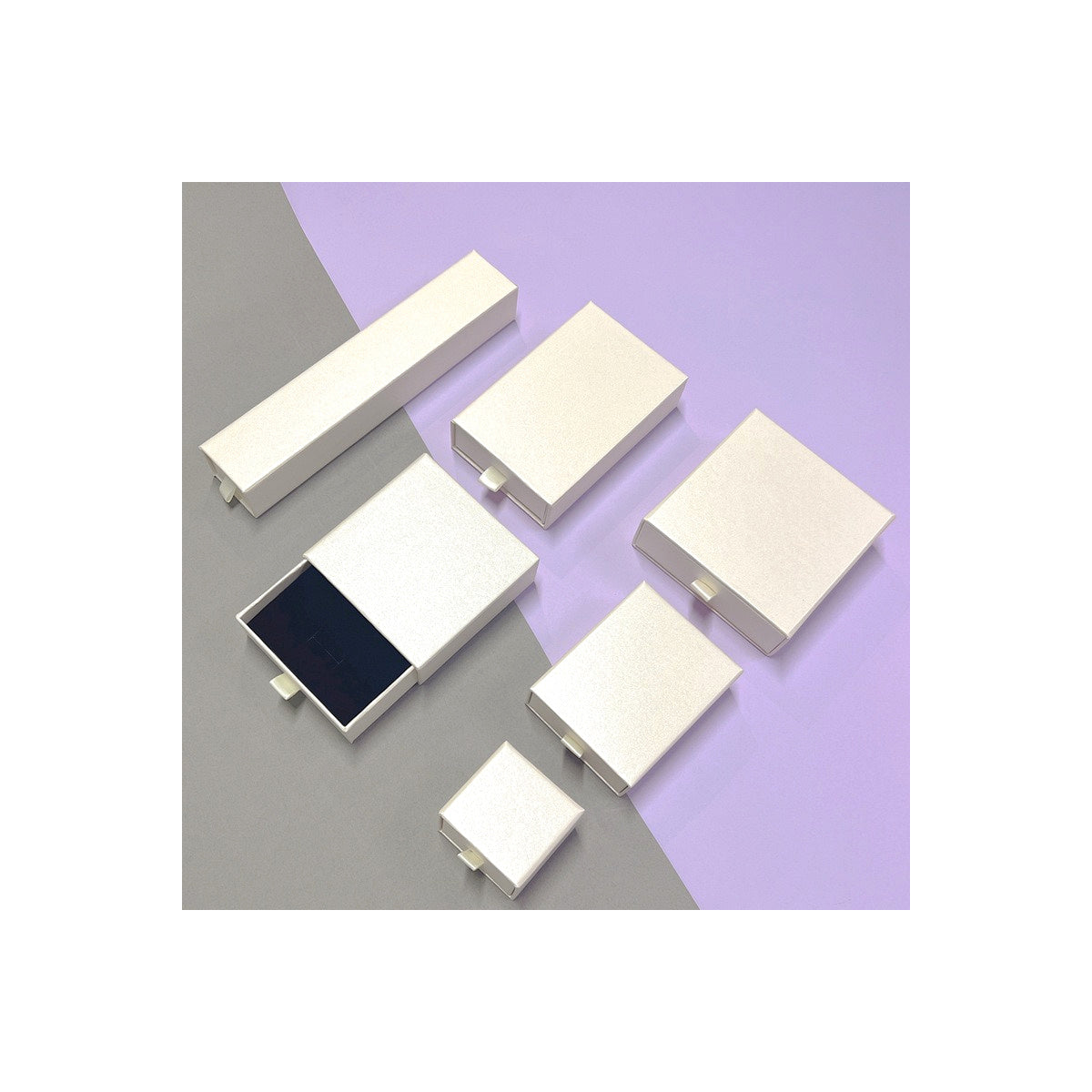 Off-White sliding drawer jewelry boxes in six verified sizes