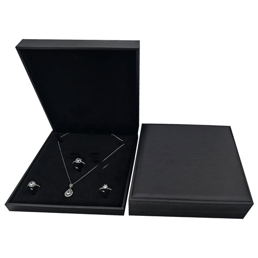 3Pcs  (P06N2-BK) 7 1/2"*71/2“*1 7/9” Black PU Necklace Boxes