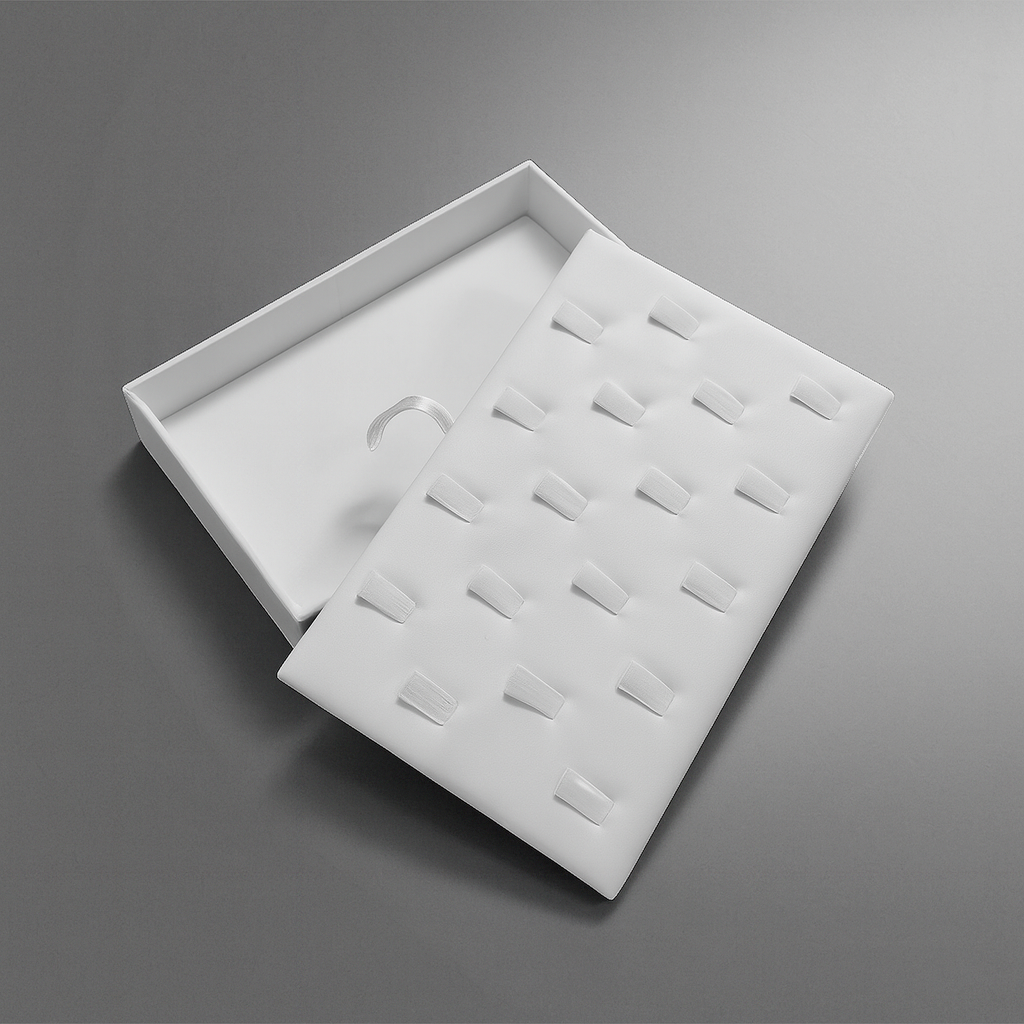 회색 팔찌 시계 디스플레이 트레이