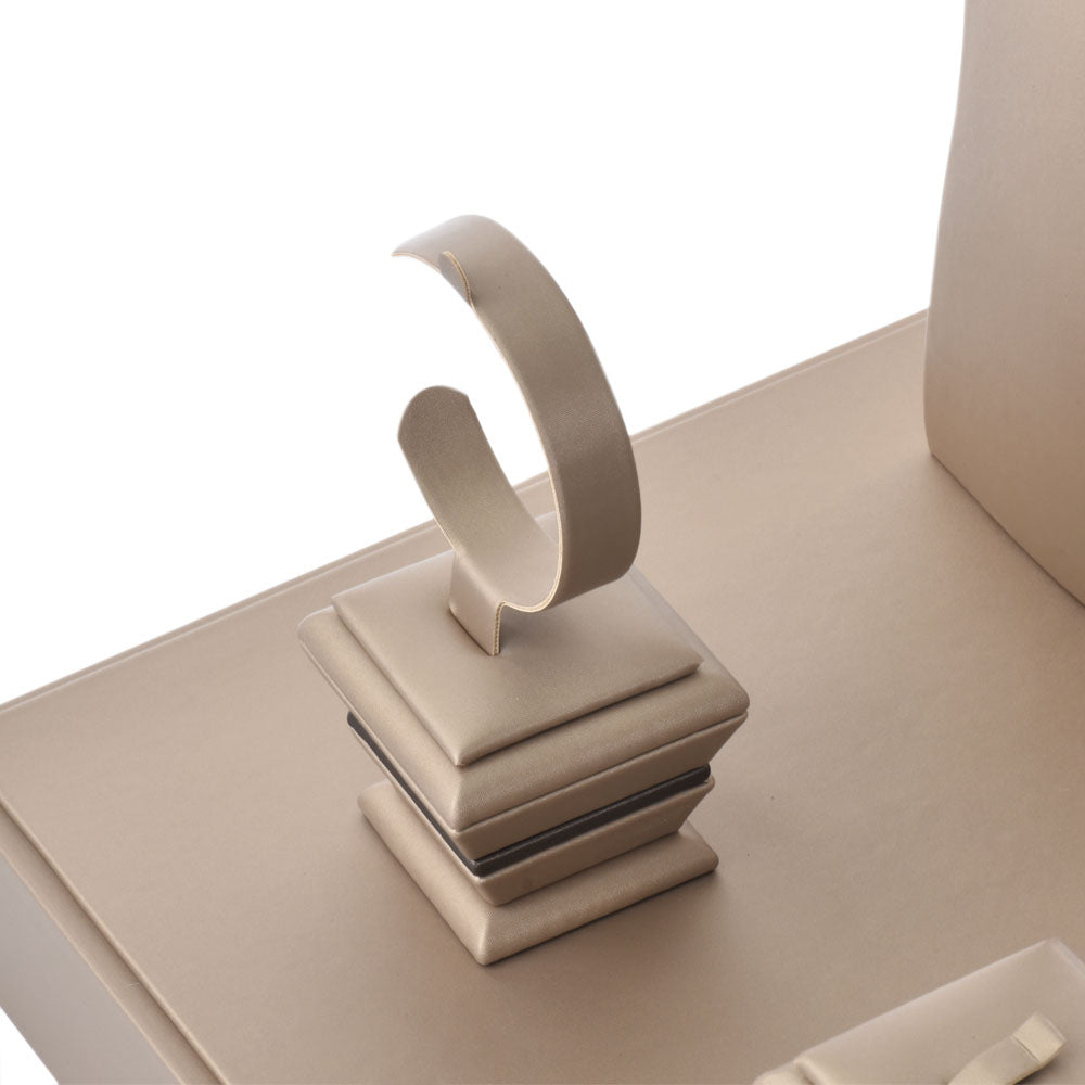 회색 팔찌 시계 디스플레이 트레이