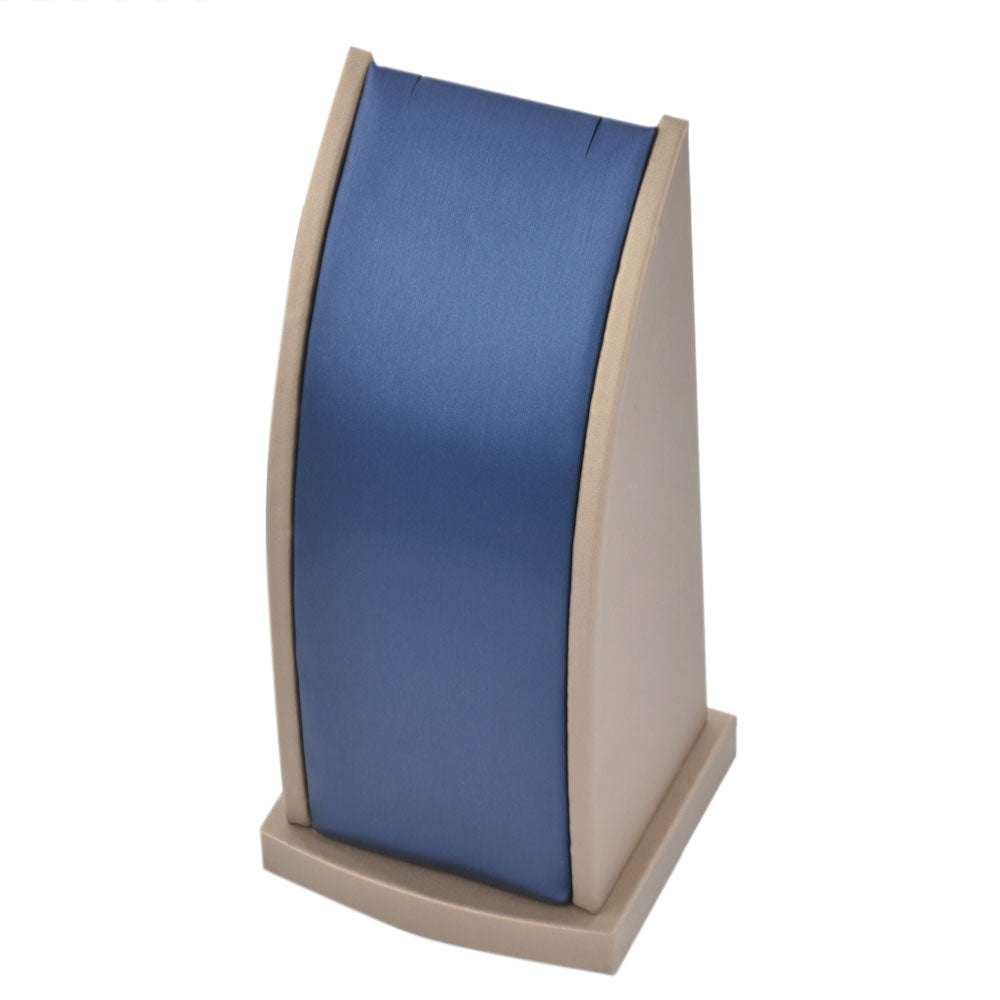 회색 팔찌 시계 디스플레이 트레이