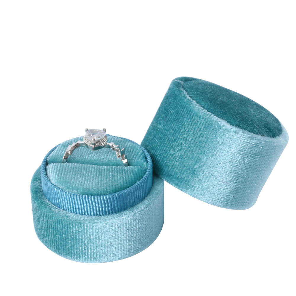 Light Blue Small Round Velvet Ring Box, product view 1