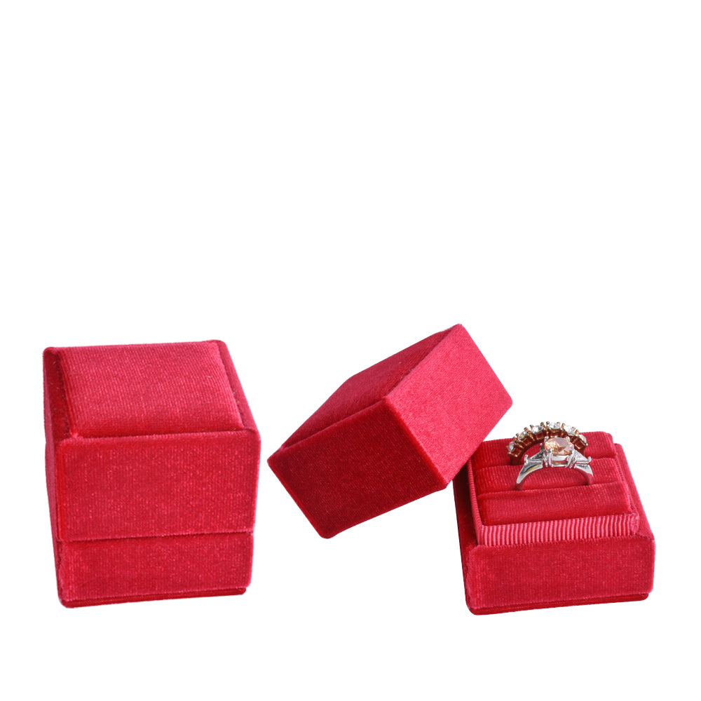 Red Square Double Velvet Ring Box, product view 1