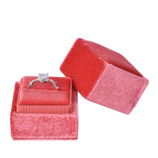 ring box - Coral Square Single Velvet Ring Box V07-R1 R front view