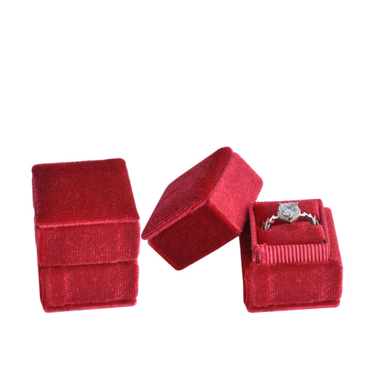 ring box - Red Mini Square Velvet Ring Box V04-R1 DR open view