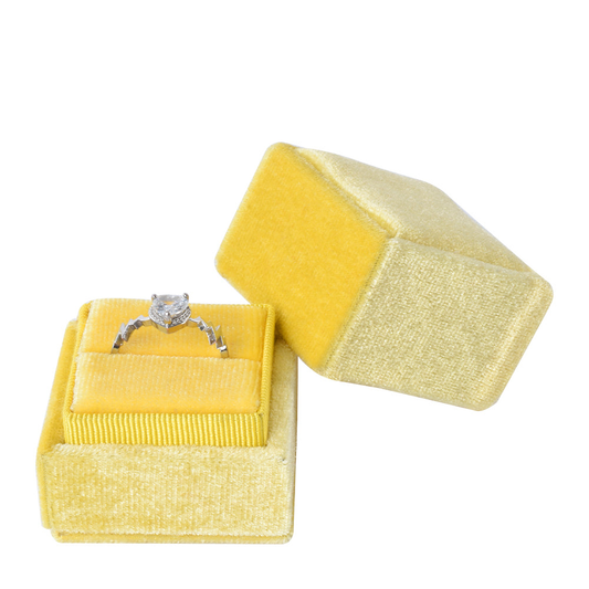 ring box - Yellow Square Single Velvet Ring Box V07-R1 Y front view