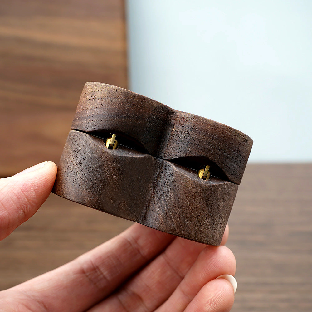ring box - Clear Wooden Ring Box Boxes W03DR2-BR detail view